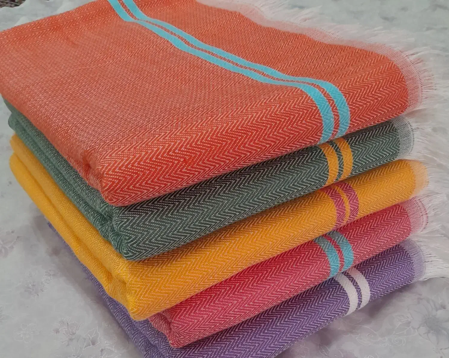 حوله نخی|لوازم حمام|بیرجند, |دیوار