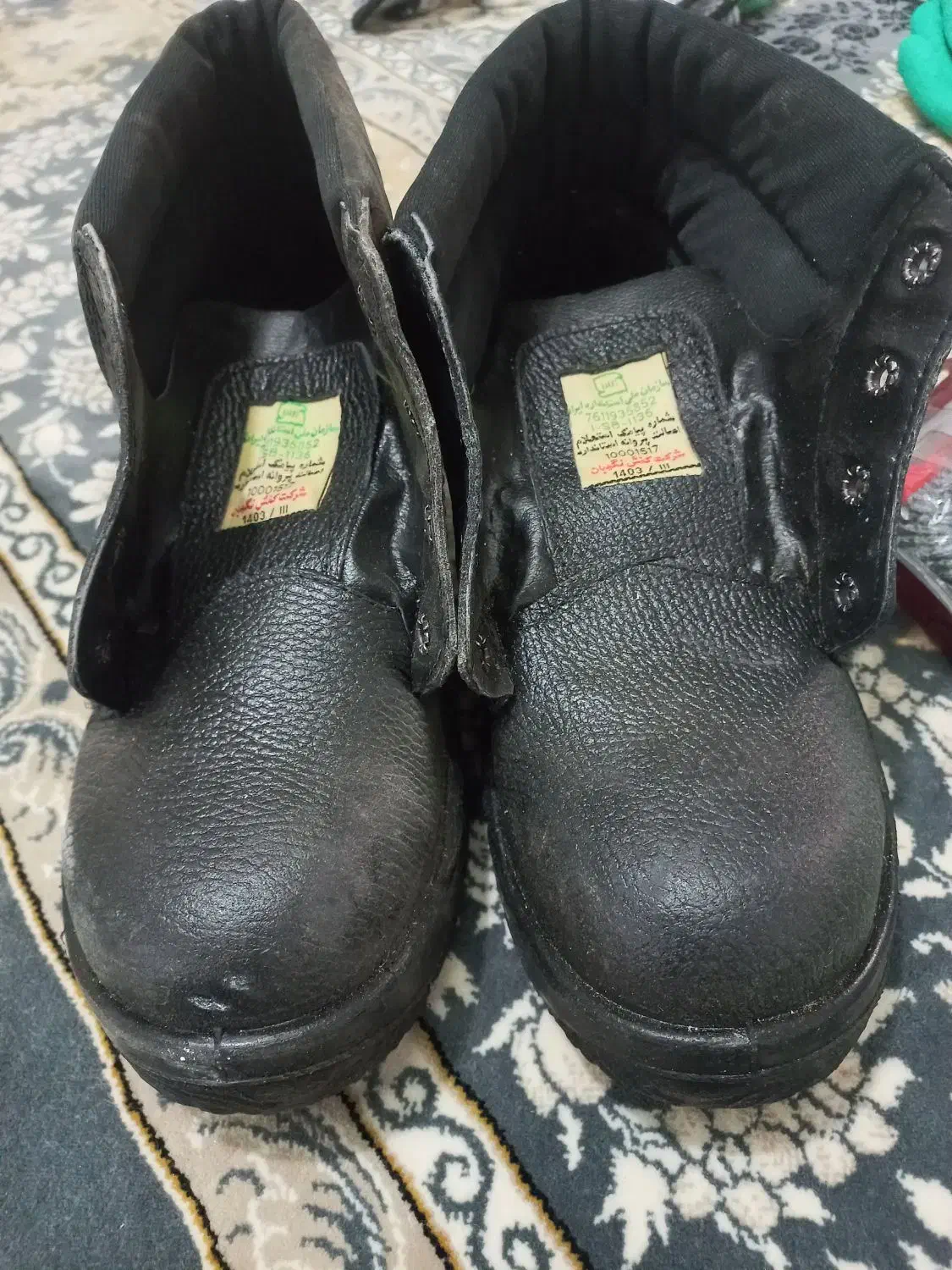 دستکش کار جفتی 80 ویک جفت کفش کار500|ابزارآلات|خمین, |دیوار