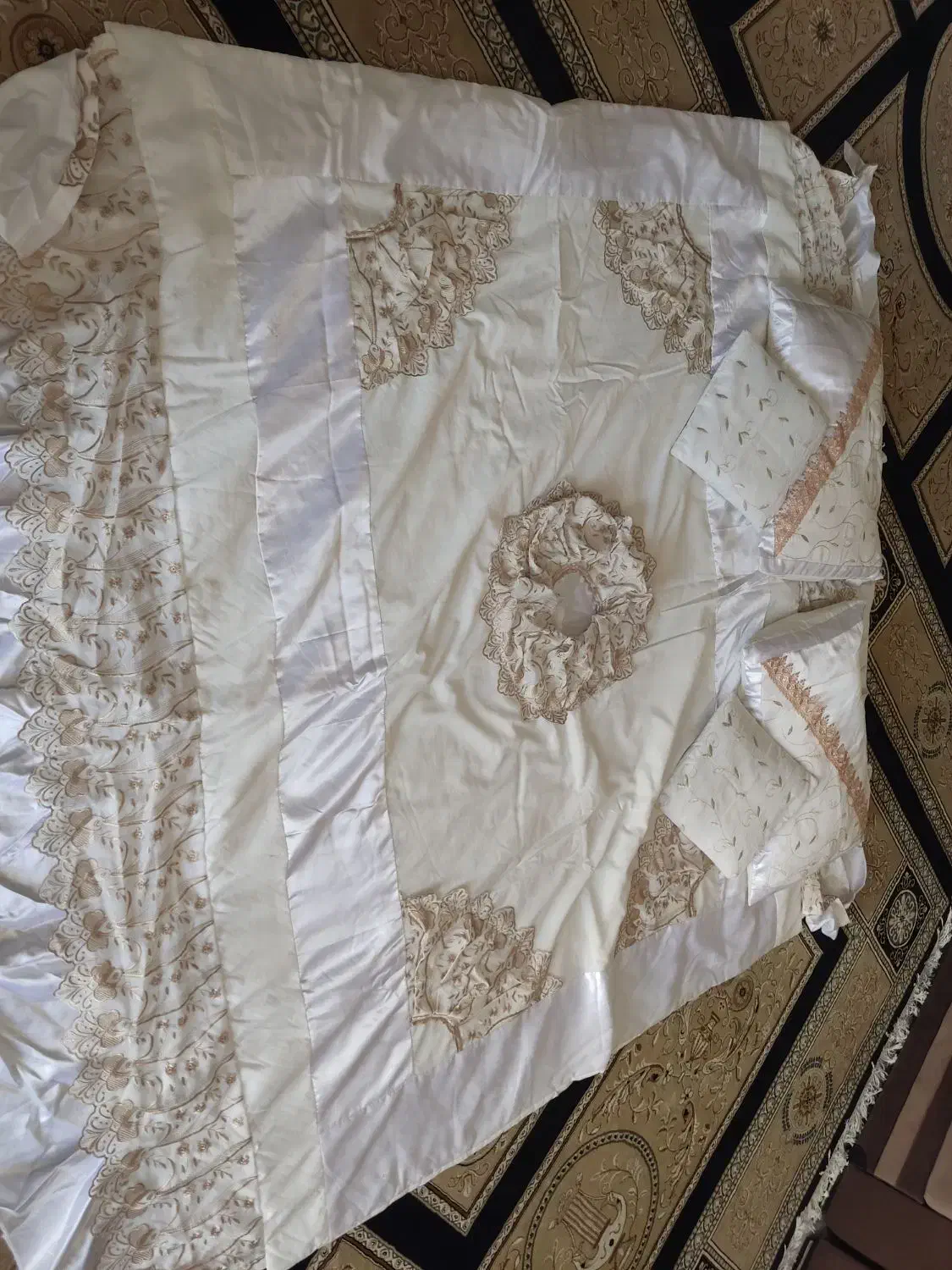 رو تختی دو نفره|سرویس روتختی|شیراز, شهرک والفجر|دیوار