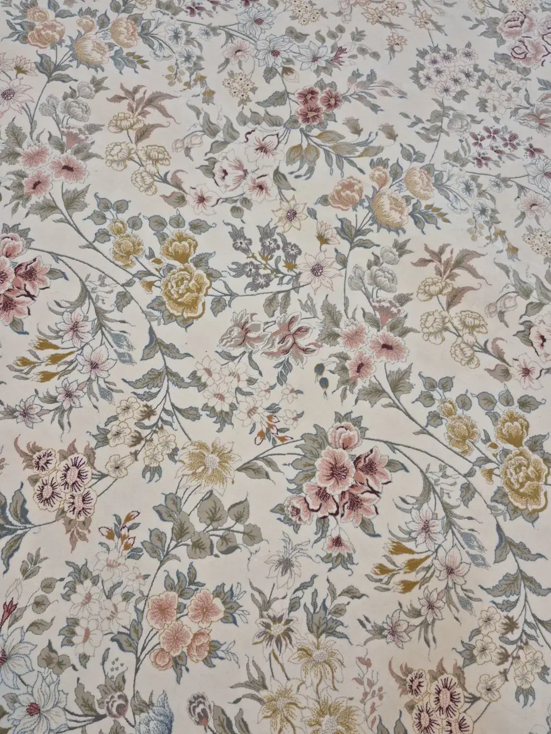 ۱ تخته فرش۴ متری گرد و ۶ متری.گالری فرش ایران|فرش|مشهد, حجت|دیوار