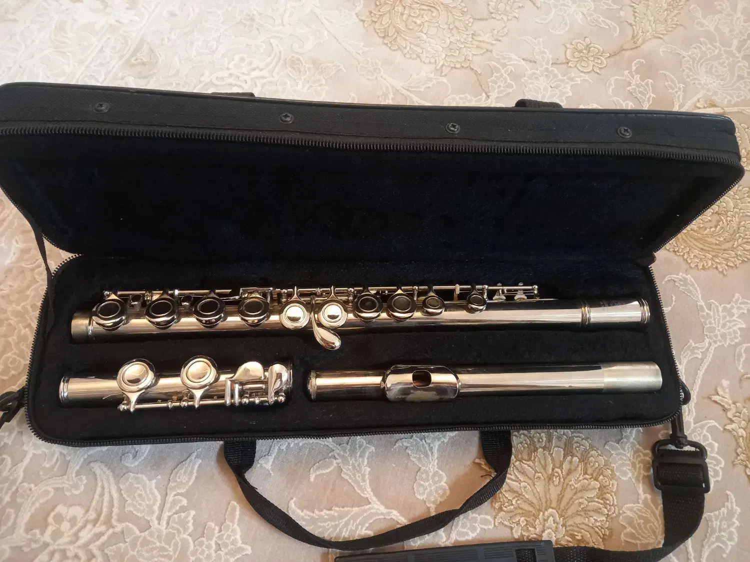 فلوت کلیددار|سازهای بادی|قم, عمار یاسر|دیوار