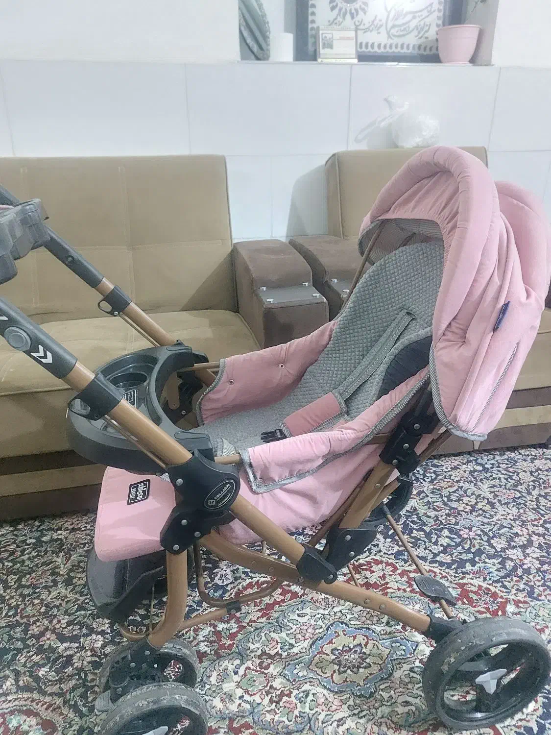 کالسکه خارجی بسیار تمیز و محکم|کالسکه و لوازم جانبی|کرمان, |دیوار