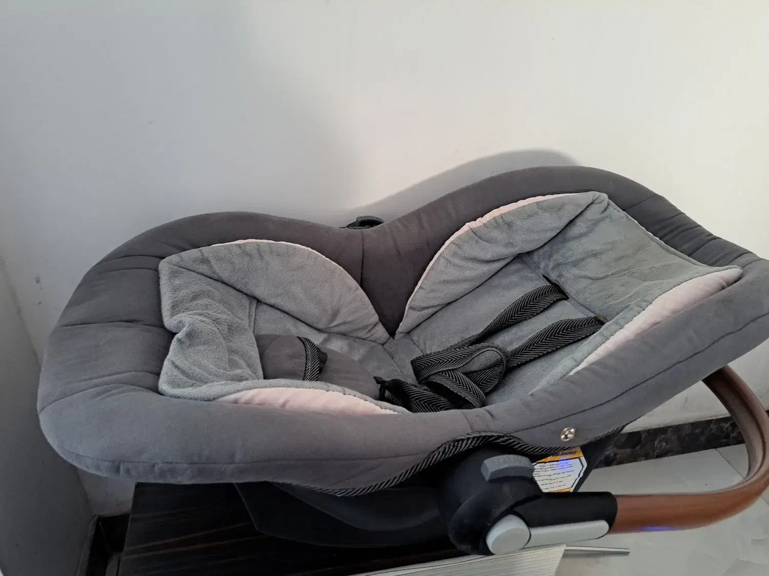 کریر نوزاد|کالسکه و لوازم جانبی|رشت, فلسطین|دیوار