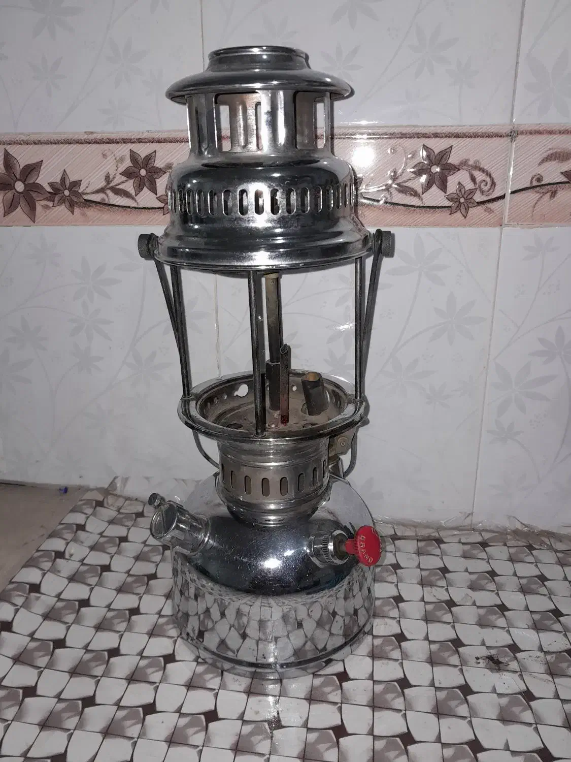 چراق زنبوری|صنایع دستی و سایر لوازم تزئینی|رباط‌کریم, الارد|دیوار