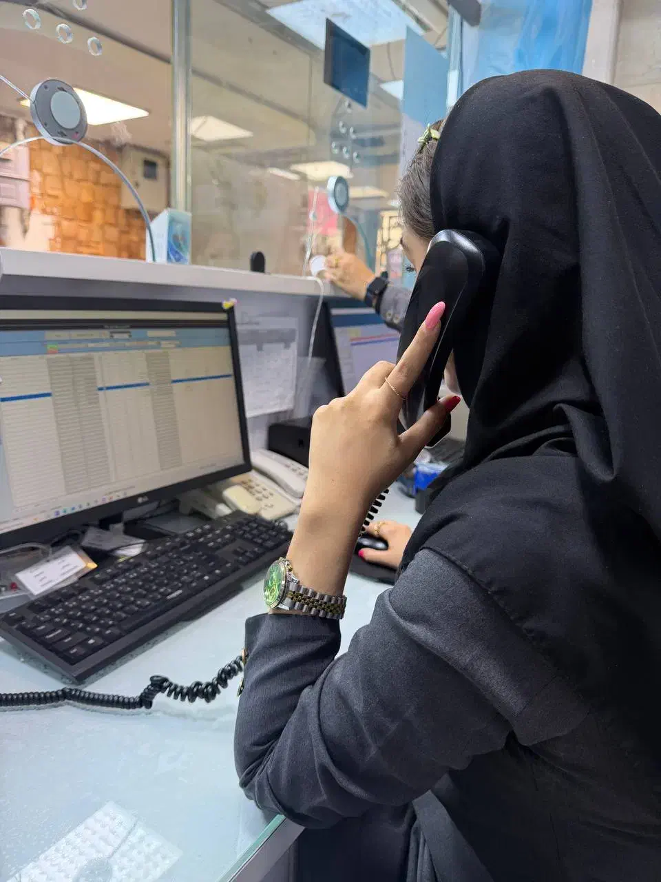 استخدام منشی پذیرش|استخدام درمانی، زیبایی، بهداشتی|نسیم‌شهر, |دیوار