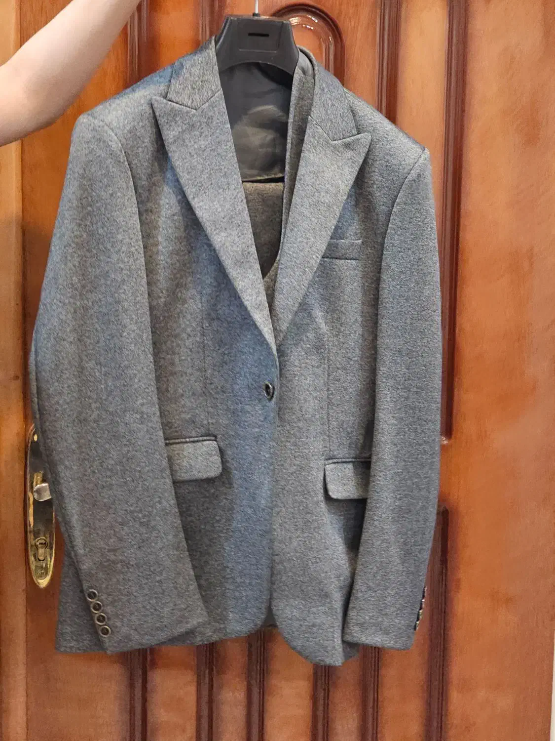 کت و شلوار یکبار هم تن نخورده|لباس|بیجار, |دیوار