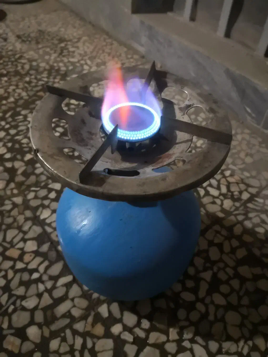 پیک نیک 2.5 کیلویی|اجاق گاز و لوازم برقی پختوپز|کاشان, گریه|دیوار