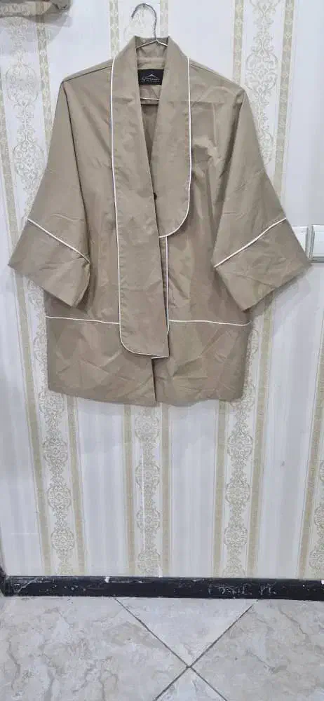 مانتو و کاپشن|لباس|کرج, باغستان|دیوار