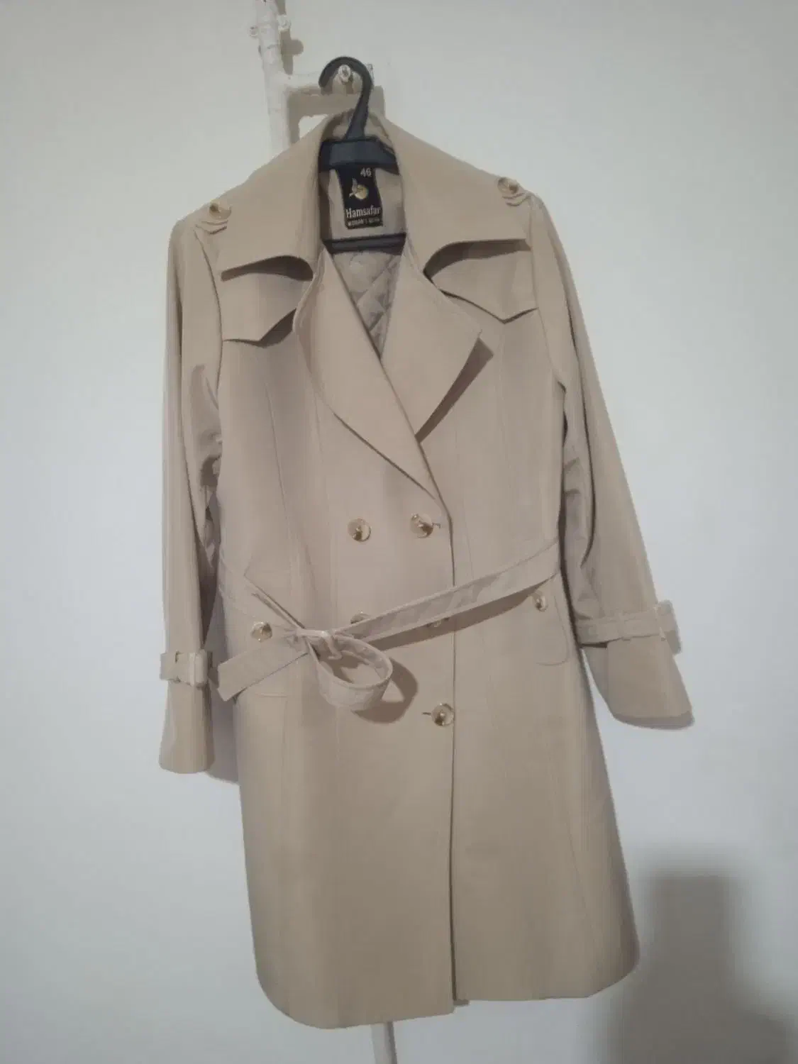 پالتو|لباس|قیدار, |دیوار