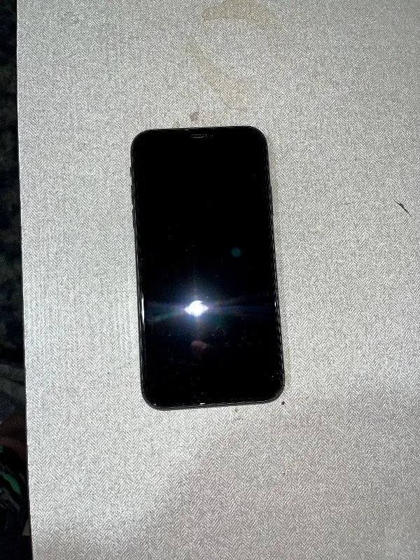 آیفون 11نرمال باز نشده|موبایل|پرند, فاز ۲|دیوار