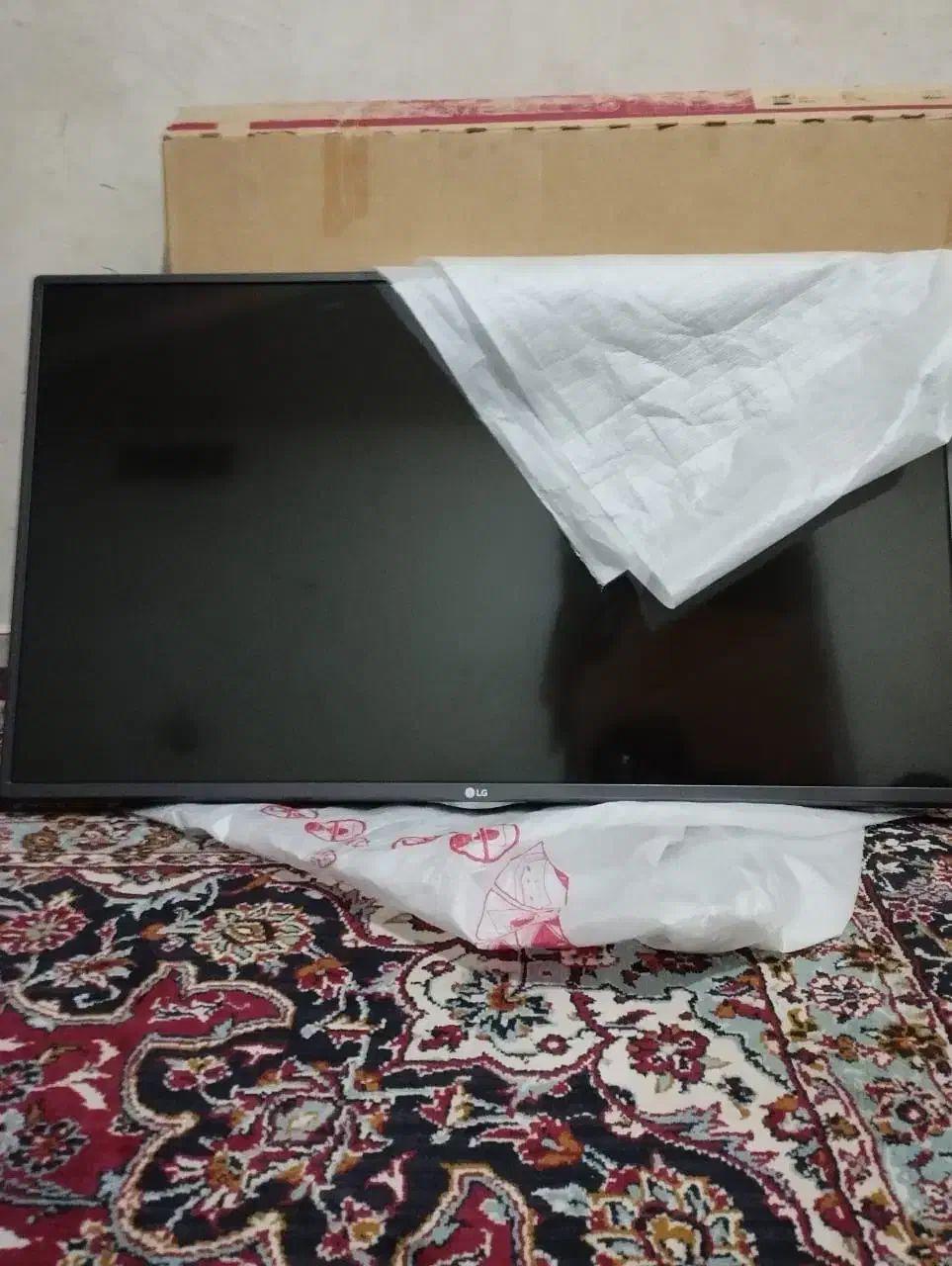 2 دستگاه ال ای دی /الجی 42 در حد آک/|تلویزیون و پروژکتور|زاهدان, |دیوار