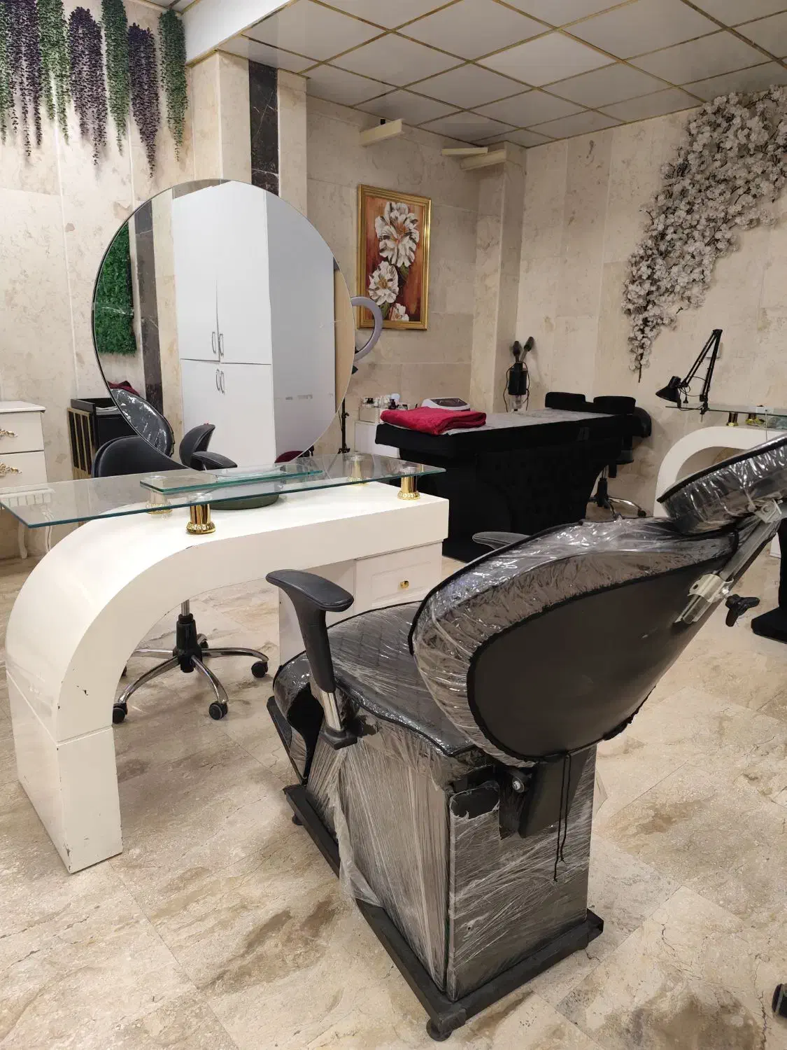 فروش وسایل سالن زیبایی|آرایشگاه و سالن‌های زیبایی|اندیشه, اندیشه فاز ۳|دیوار