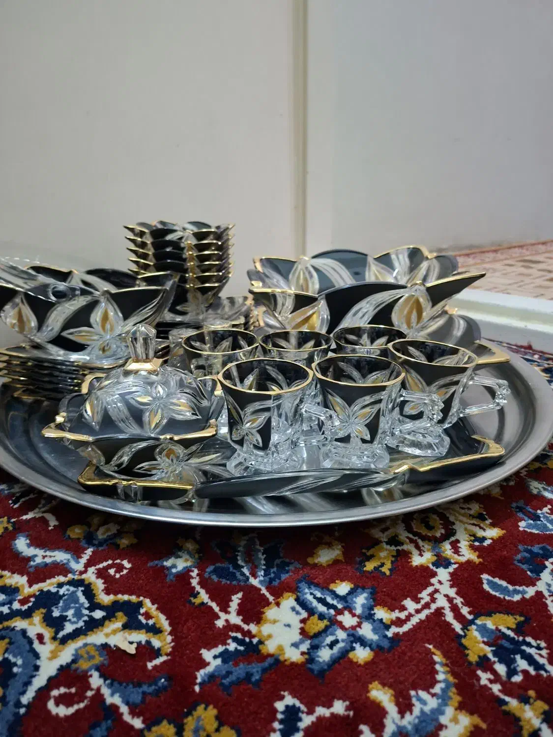 بلور لب طلایی سوگاژاپن اصل|ظروف سرو و پذیرایی|قم, کیوانفر|دیوار