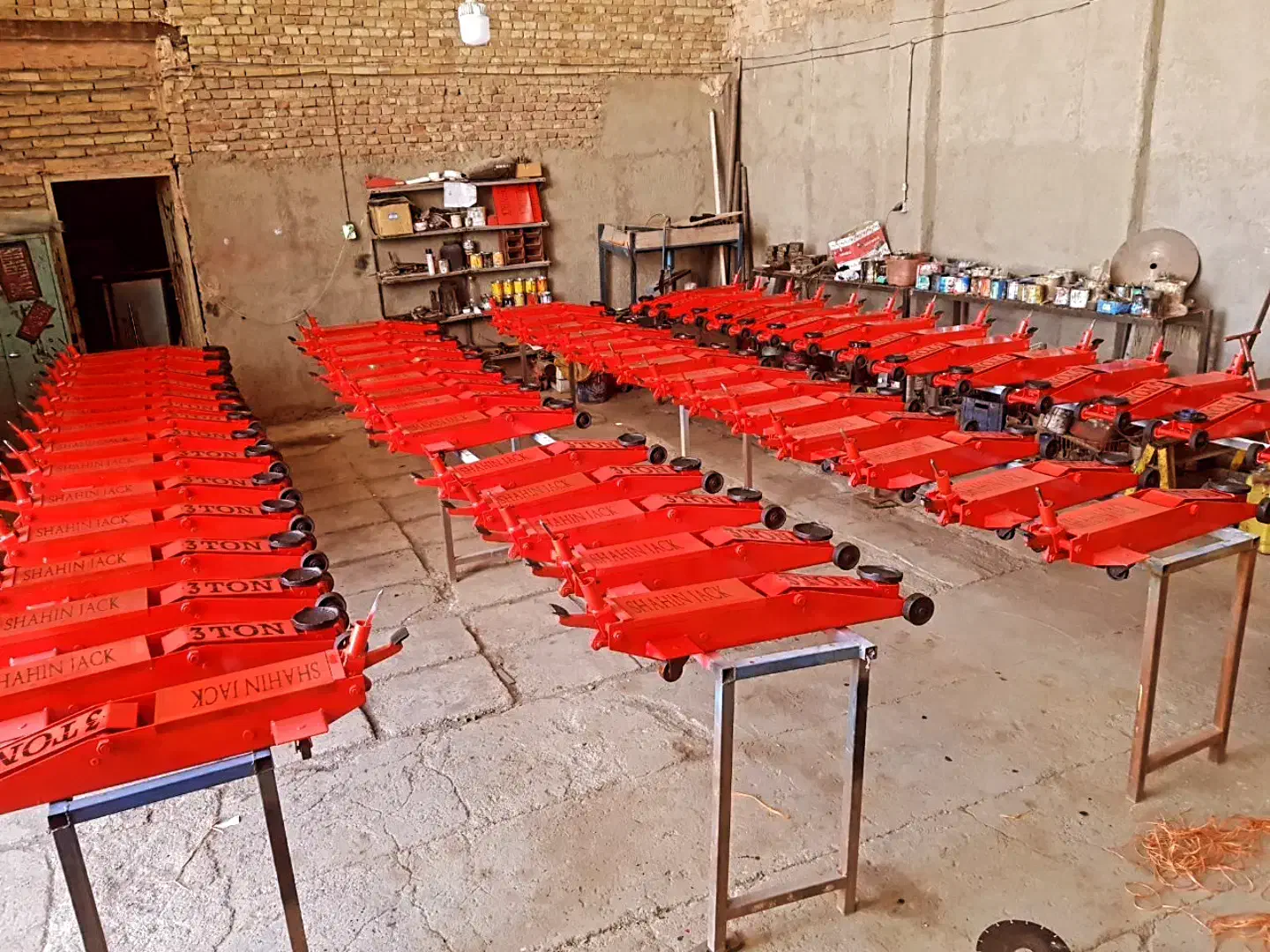 گروه صنعتی شاهین جک|ابزارآلات|سبزوار, شهرک صنعتی فرودگاه|دیوار