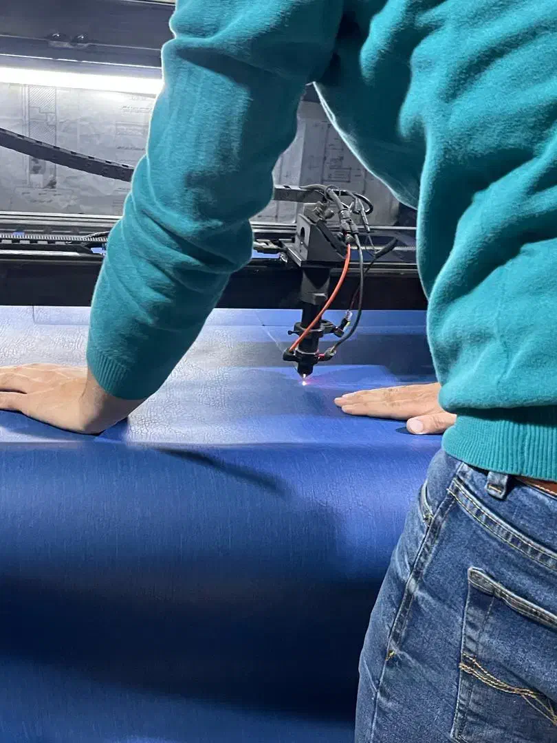 خدمات حکاکی و برش لیزر غیر فلزات|خدمات پیشه و مهارت|تهران, پادگان امام حسین|دیوار