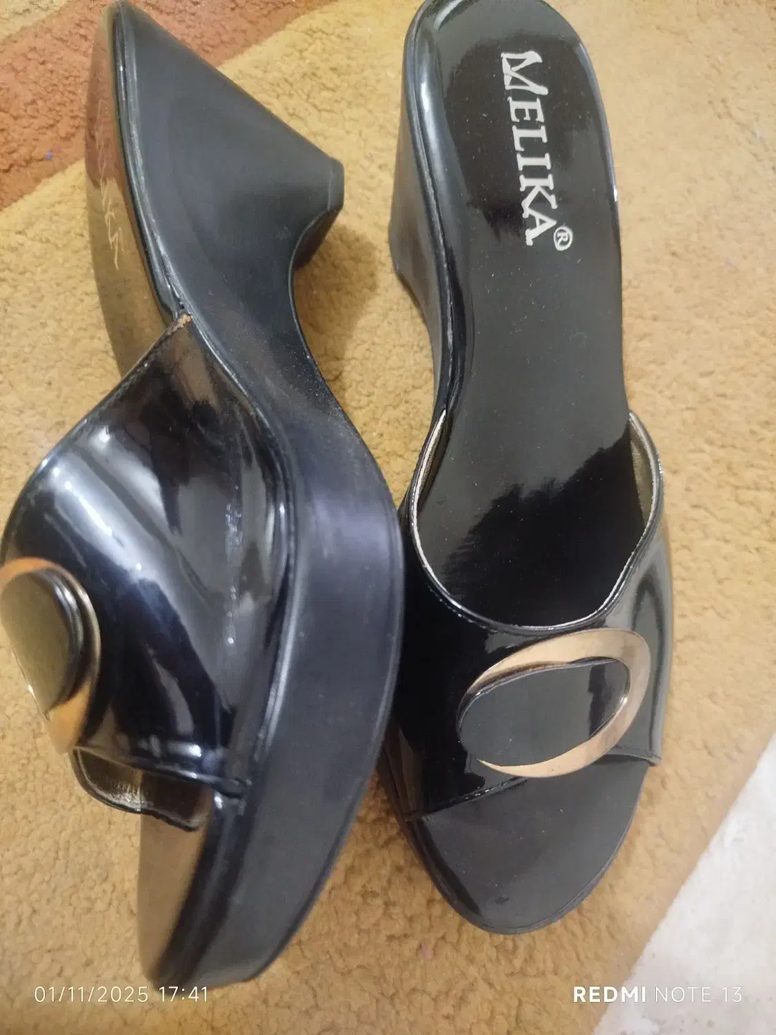 کفش و صندل مجلسی|کیف، کفش، کمربند|اصفهان, رزمندگان|دیوار