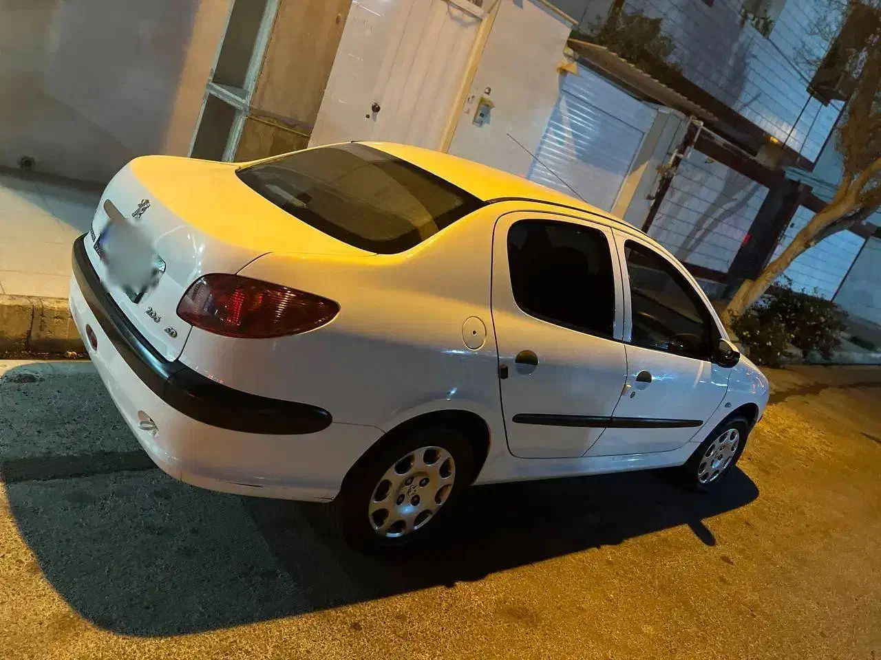 ۲۰۶sdv8 مشابه صفر|خودرو سواری و وانت|صدرا-فارس, فاز ۱|دیوار