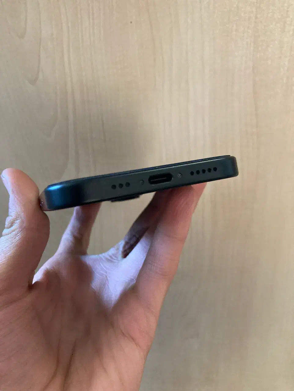 آیفون ۱۶ نرمال باطری ۱۰۰|موبایل|اصفهان, دستگرده|دیوار