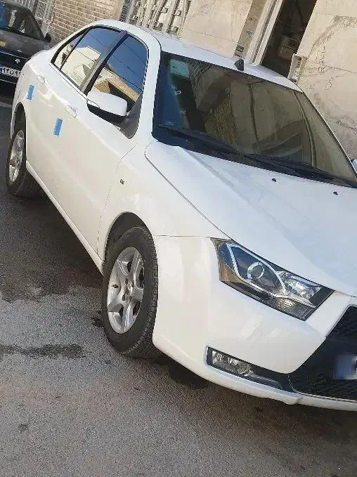 دنا مدل95 کم کار خانگی|خودرو سواری و وانت|شیراز, شاپورجان|دیوار