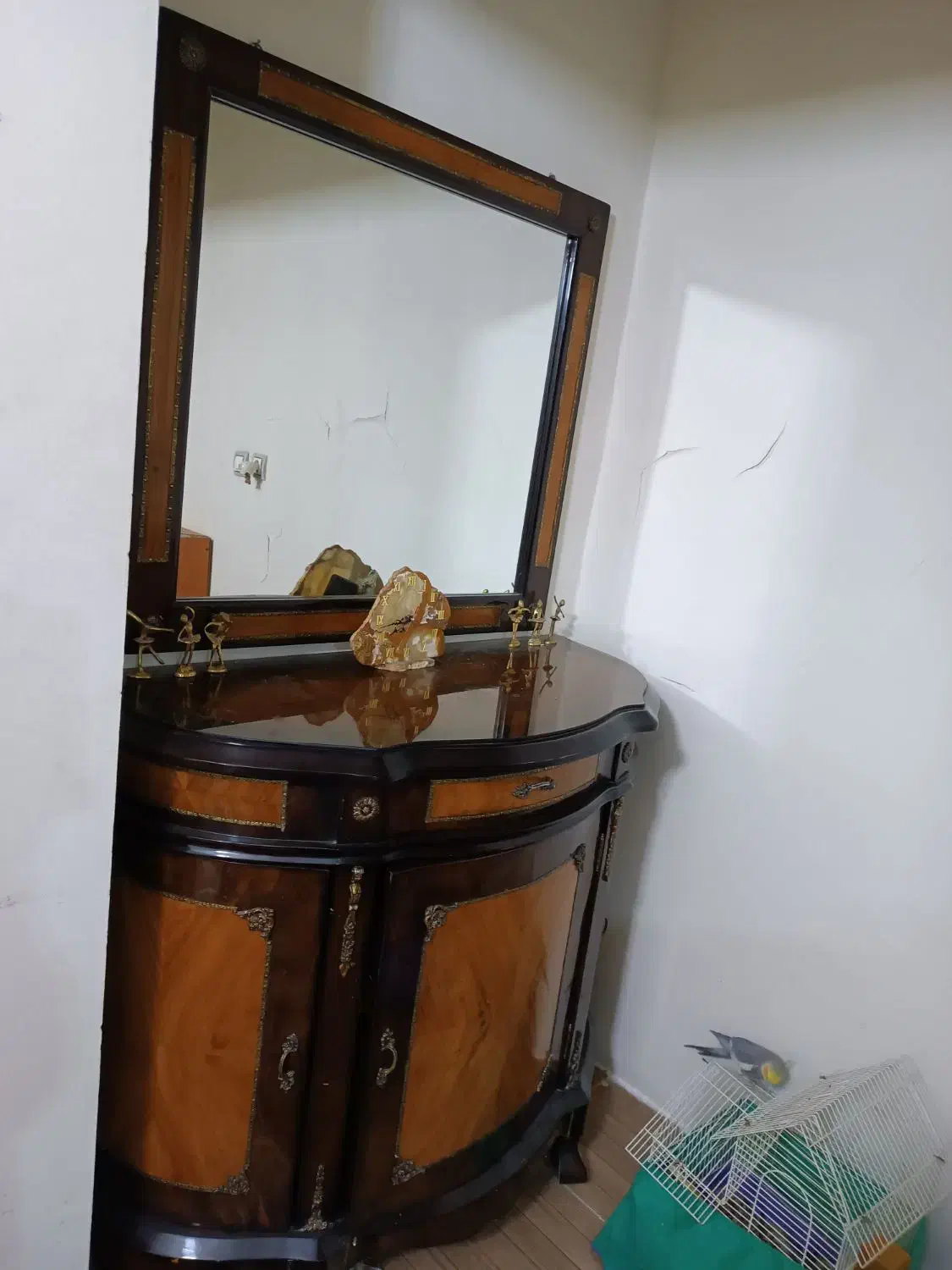 آینه و کنسول|بوفه، ویترین، کنسول|کرمانشاه, |دیوار