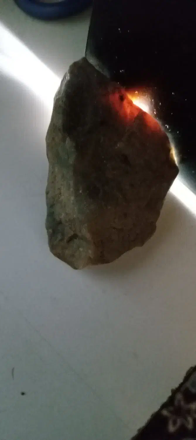 سنگ های قیمتی|کلکسیون اشیاء عتیقه|سلمان‌شهر, |دیوار