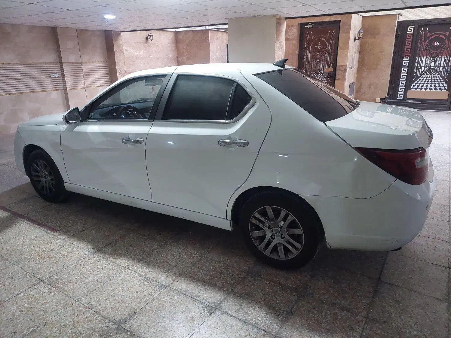 دنا پلاس ۱۴۰۰|خودرو سواری و وانت|شیراز, شهرک فرهنگیان|دیوار