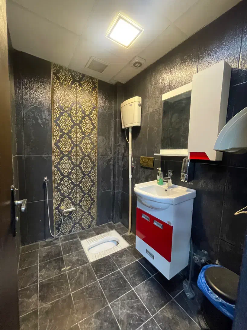 فروش واحد اداری در بهترین موقعیت سه راه گوهردشت|فروش دفتر کار، اتاق اداری، مطب|کرج, دهقان ویلا|دیوار