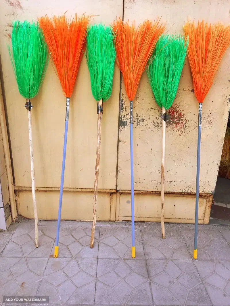 جارو فقط ۱۲۰ت بدون رنگ|لوازم نظافت|مشهد, طلاب|دیوار