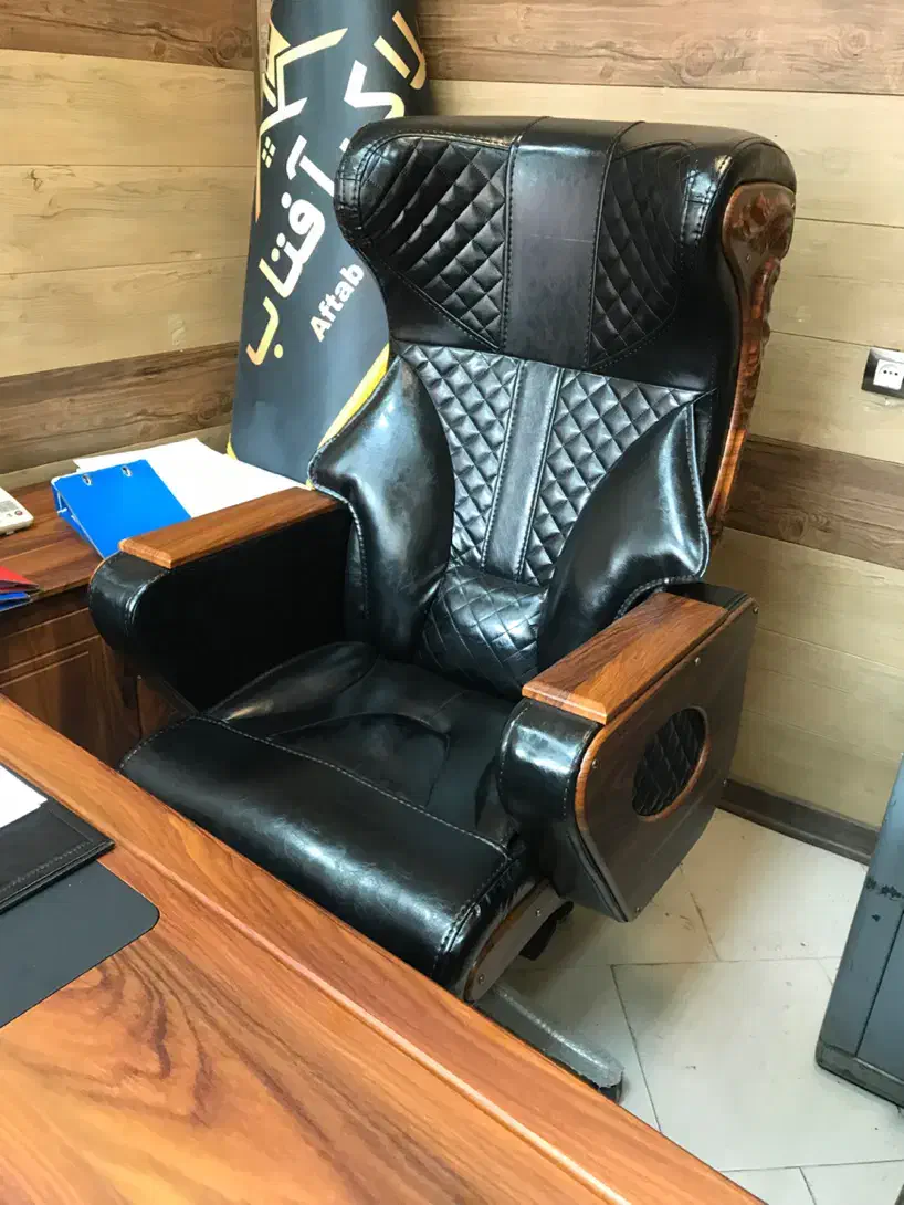 میز مدیریت با صندلی ونیمت ست|مبلمان اداری|کرج, گلشهر|دیوار