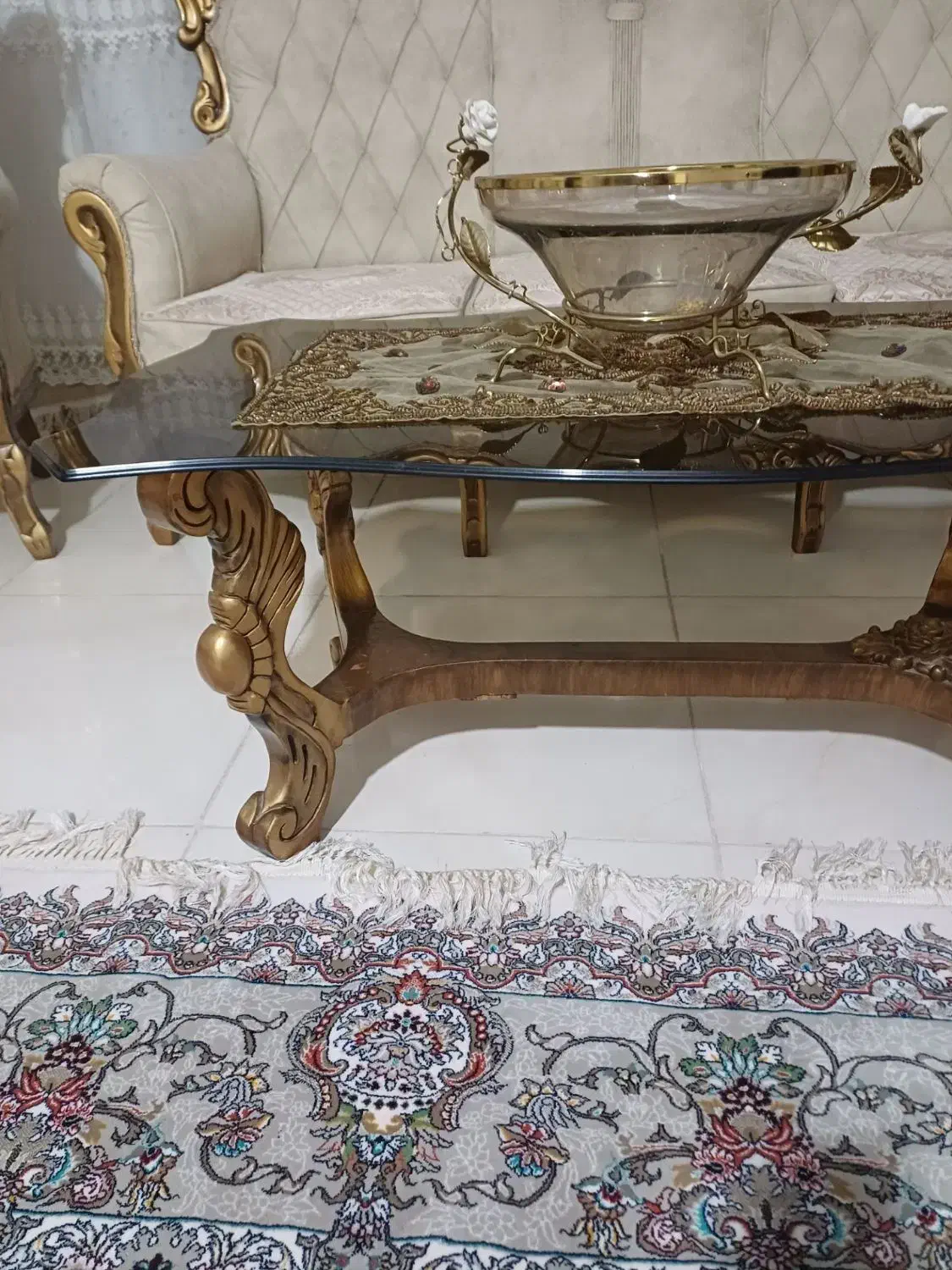 میز وگل میز|مبلمان خانگی و میز عسلی|فلاورجان, |دیوار