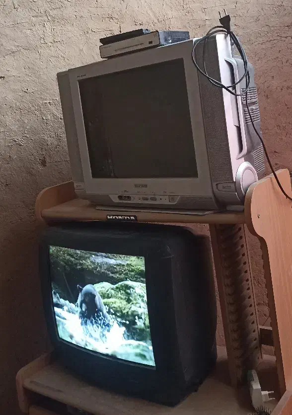 تلوزیون۲۲سامسونگودیجتال|تلویزیون و پروژکتور|اردکان, |دیوار