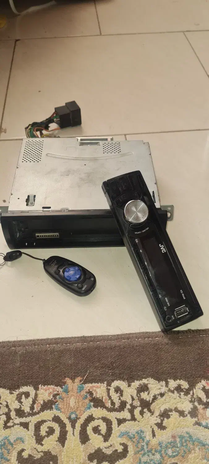 ضبط|صوتی و تصویری|شاهینشهر, فردوسی|دیوار