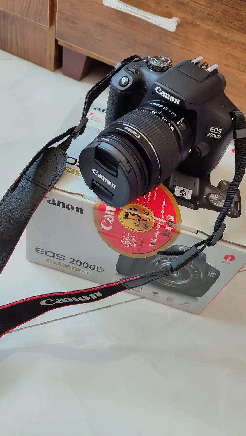 دوربین کنون Canon EOS 2000D 18-55 زیر ۵۰۰ شات|دوربین عکاسی و فیلمبرداری|تهران, حر|دیوار