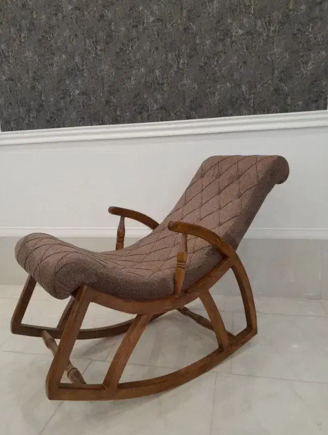 صندلی راک/لم ور|صندلی و نیمکت|همدان, |دیوار