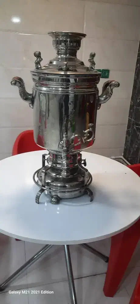 سماور دست ساز برنج|کلکسیون اشیاء عتیقه|مرند, |دیوار