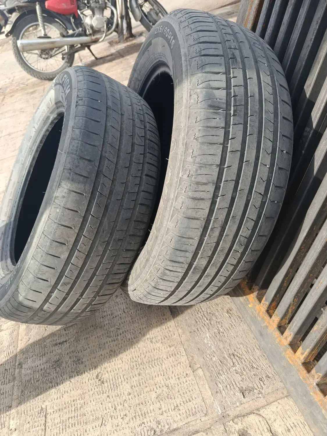 لاستیک|قطعات یدکی و لوازم جانبی|آبیک, |دیوار