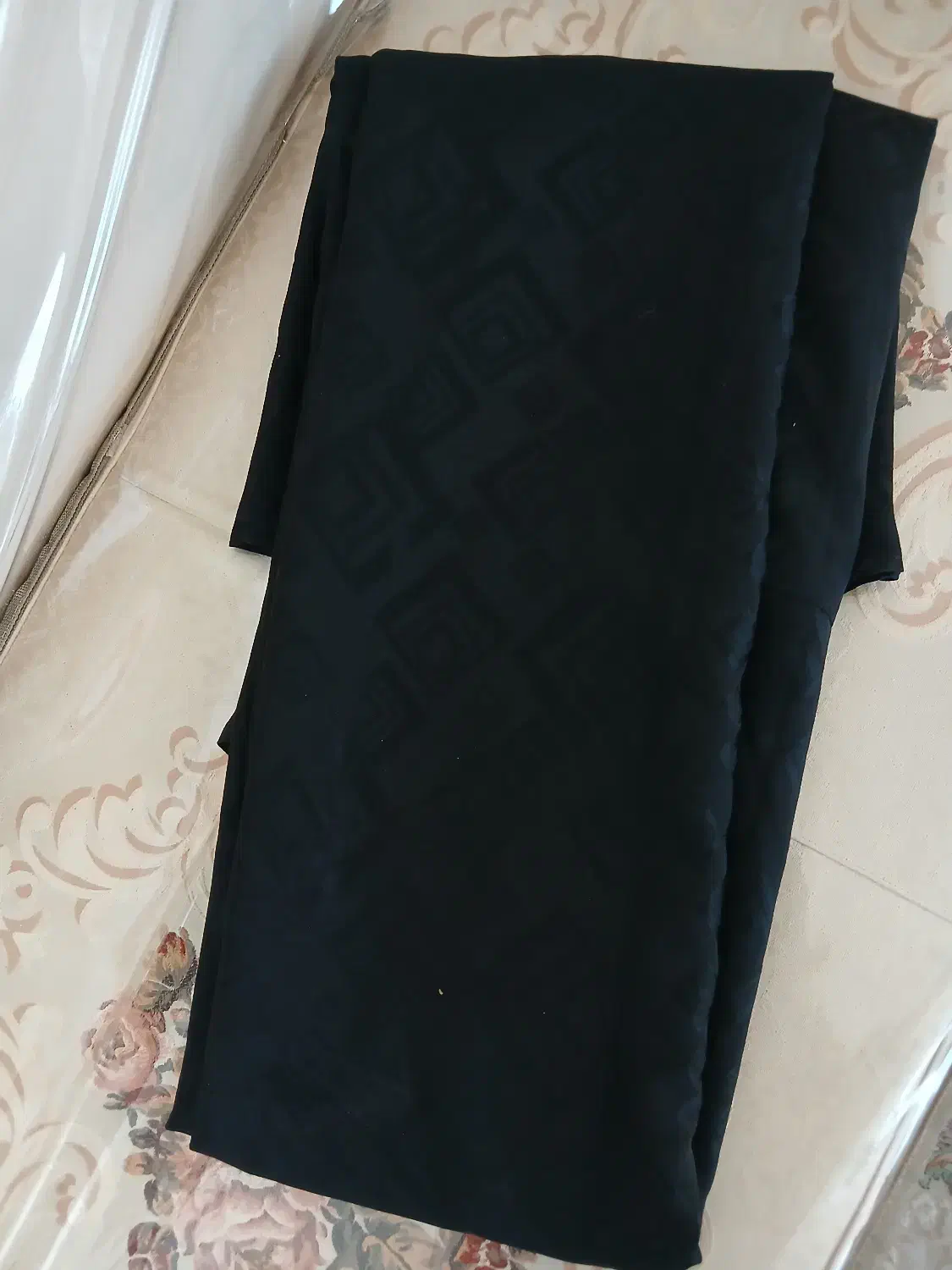 چادر نو|لباس|قم, پردیسان|دیوار