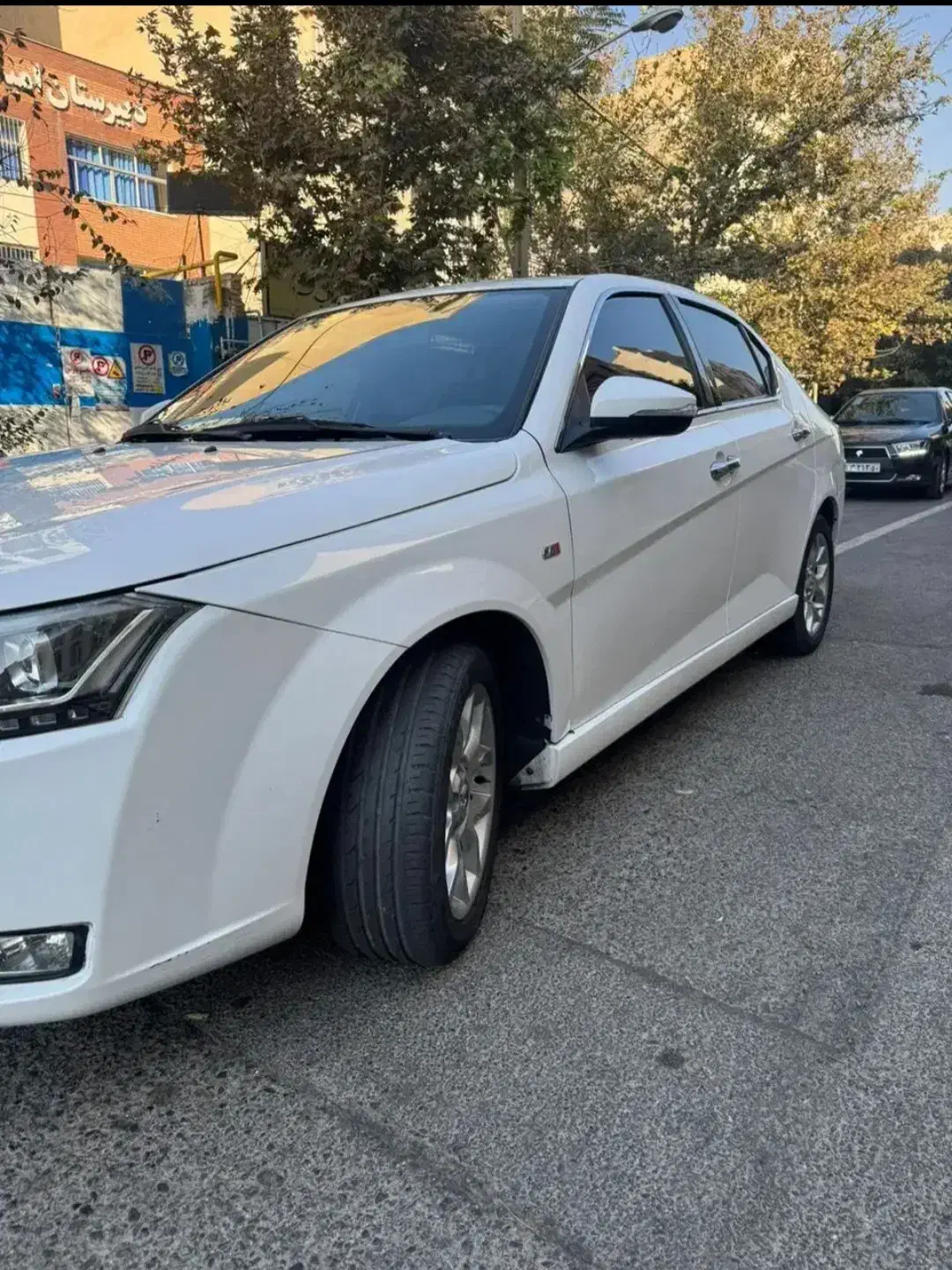 دنا پلاس اتومات توربو بسیار تمیز بدون رنگ و ضربه|خودرو سواری و وانت|اصفهان, مفتح|دیوار