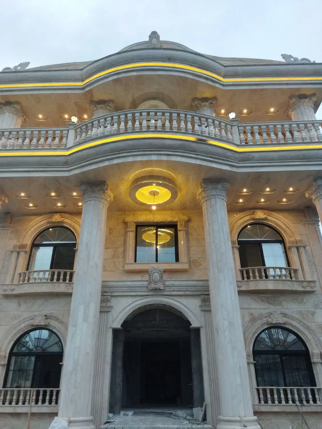 برقکار|خدمات پیشه و مهارت|نشتارود, |دیوار