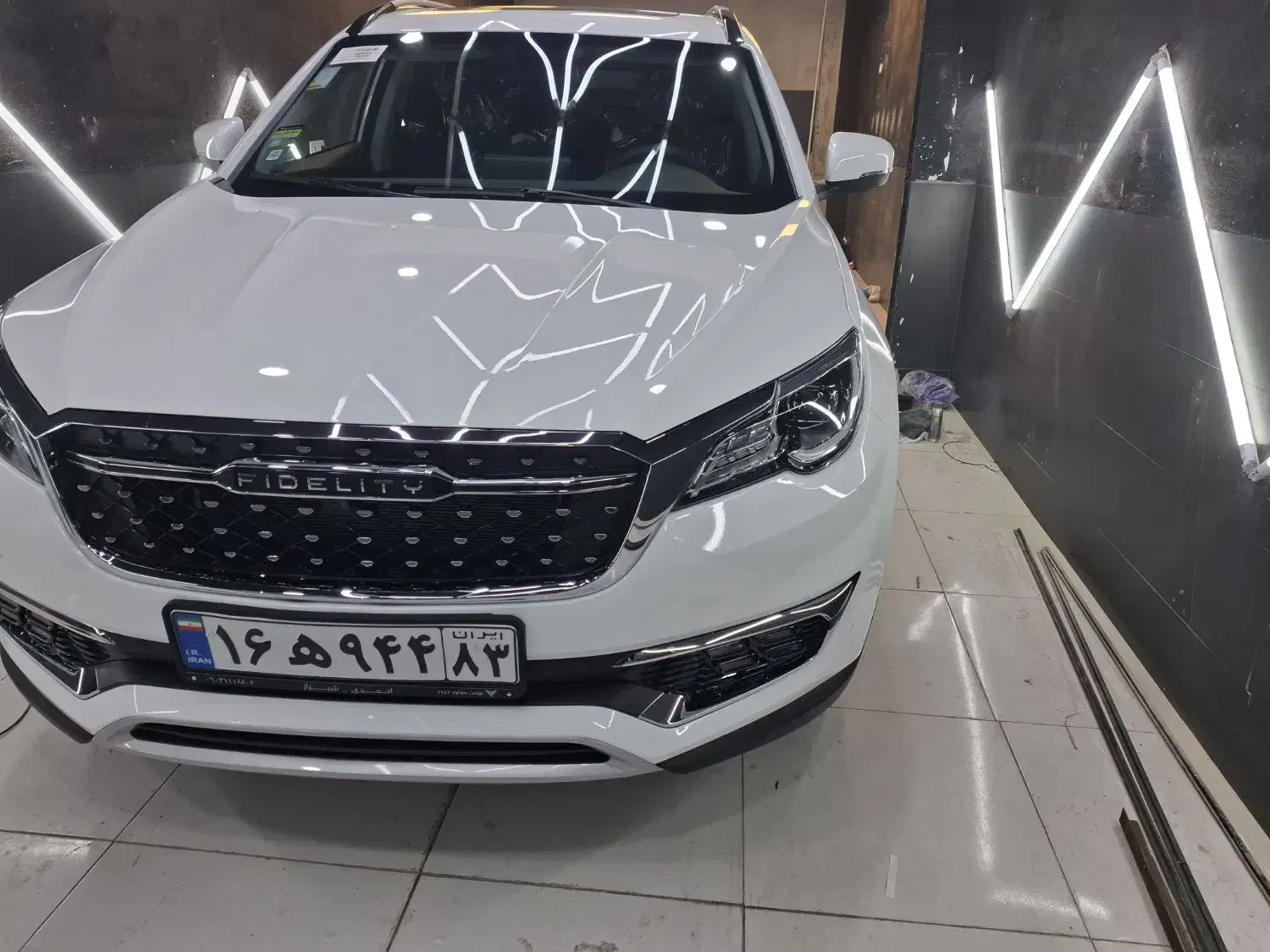 احیا رنگ سرامیک بدنه لیسه گیری نقاشی|خدمات موتور و ماشین|تهران, دبستان|دیوار