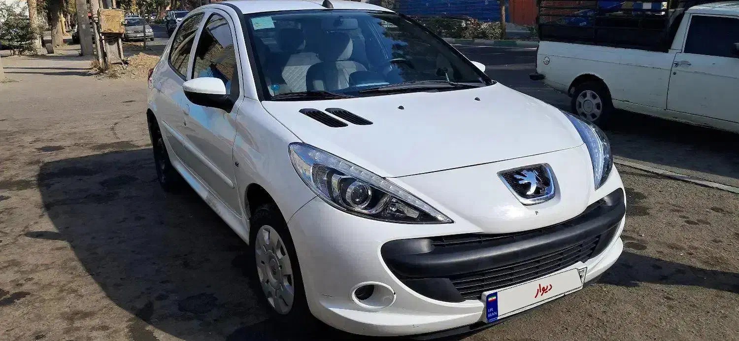 پژو ۲۰۷ سقف فلز، مدل ۱۴۰۰|خودرو سواری و وانت|فردیس, شهرک وحدت|دیوار