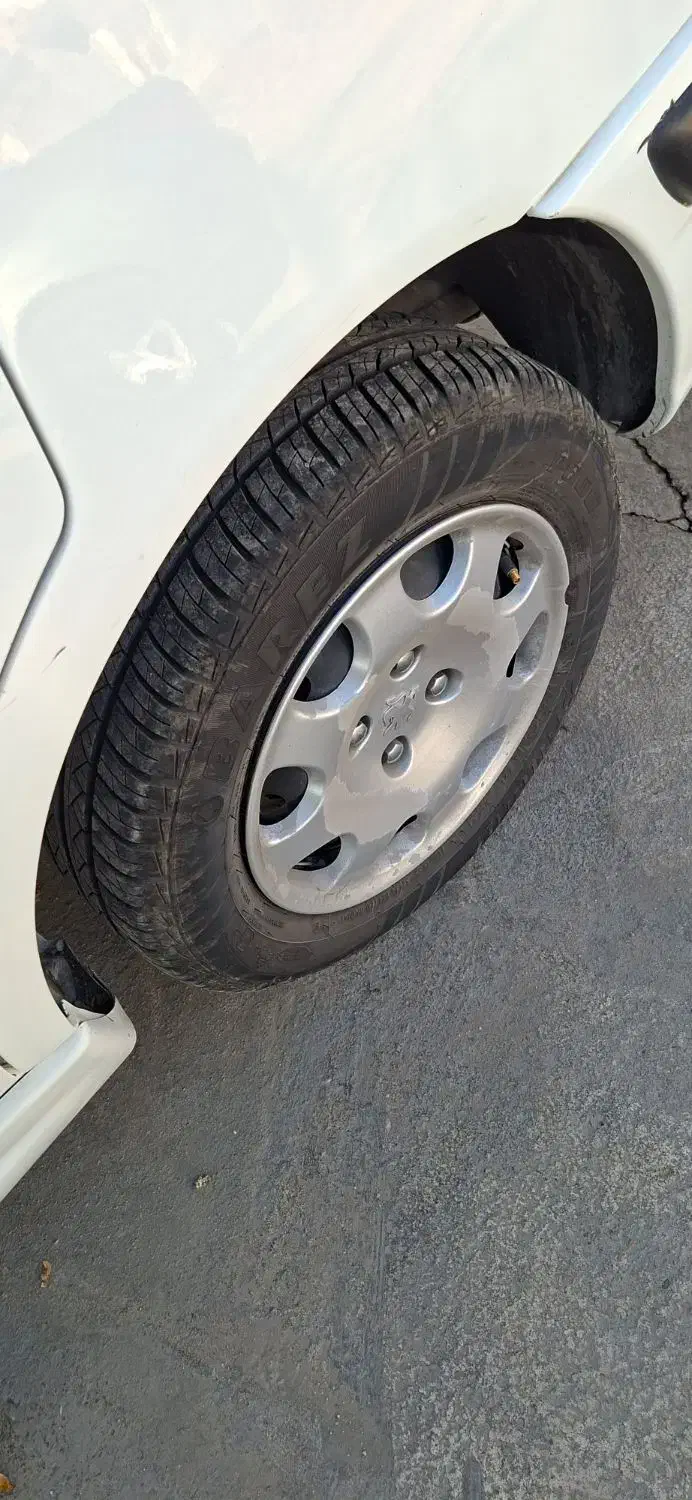 پارس ۱۴۰۰|خودرو سواری و وانت|گنبد کاووس, |دیوار