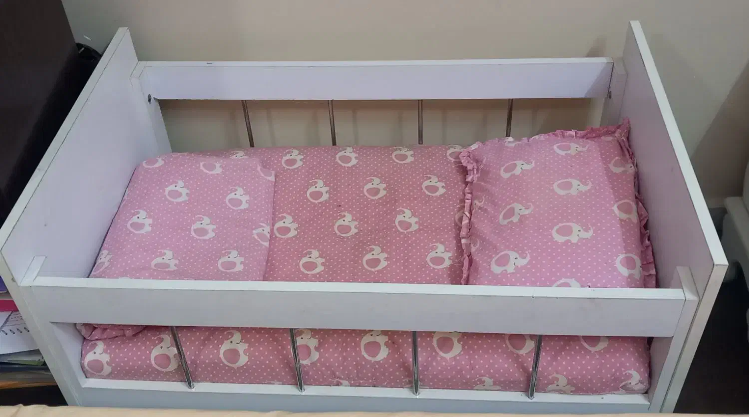 تخت دوکاره(گهواره)|تخت و صندلی بچه|ساوه, |دیوار