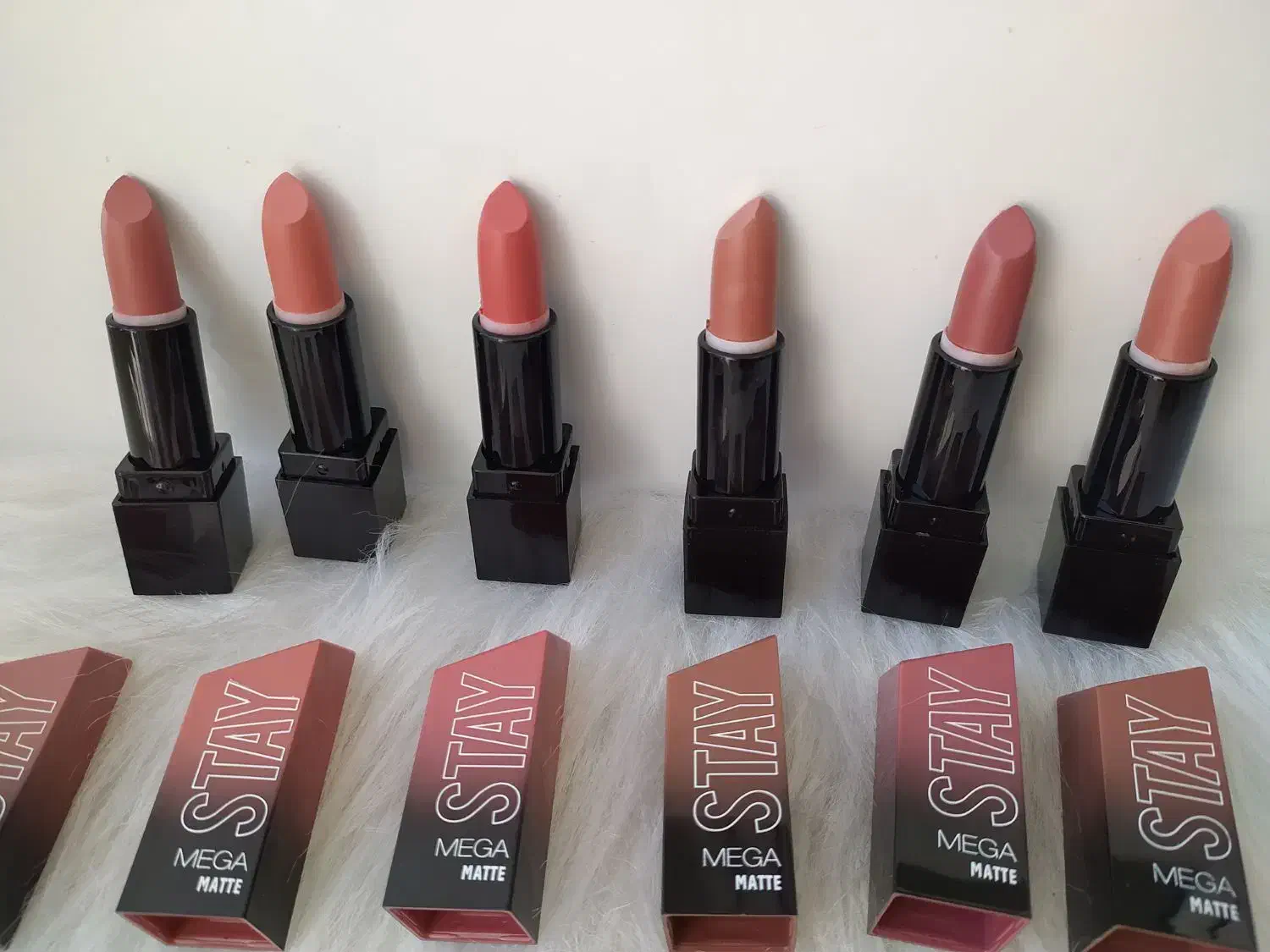 فروشگاه لوازم زیبایی|آرایشگاه و سالن‌های زیبایی|قزوین, |دیوار