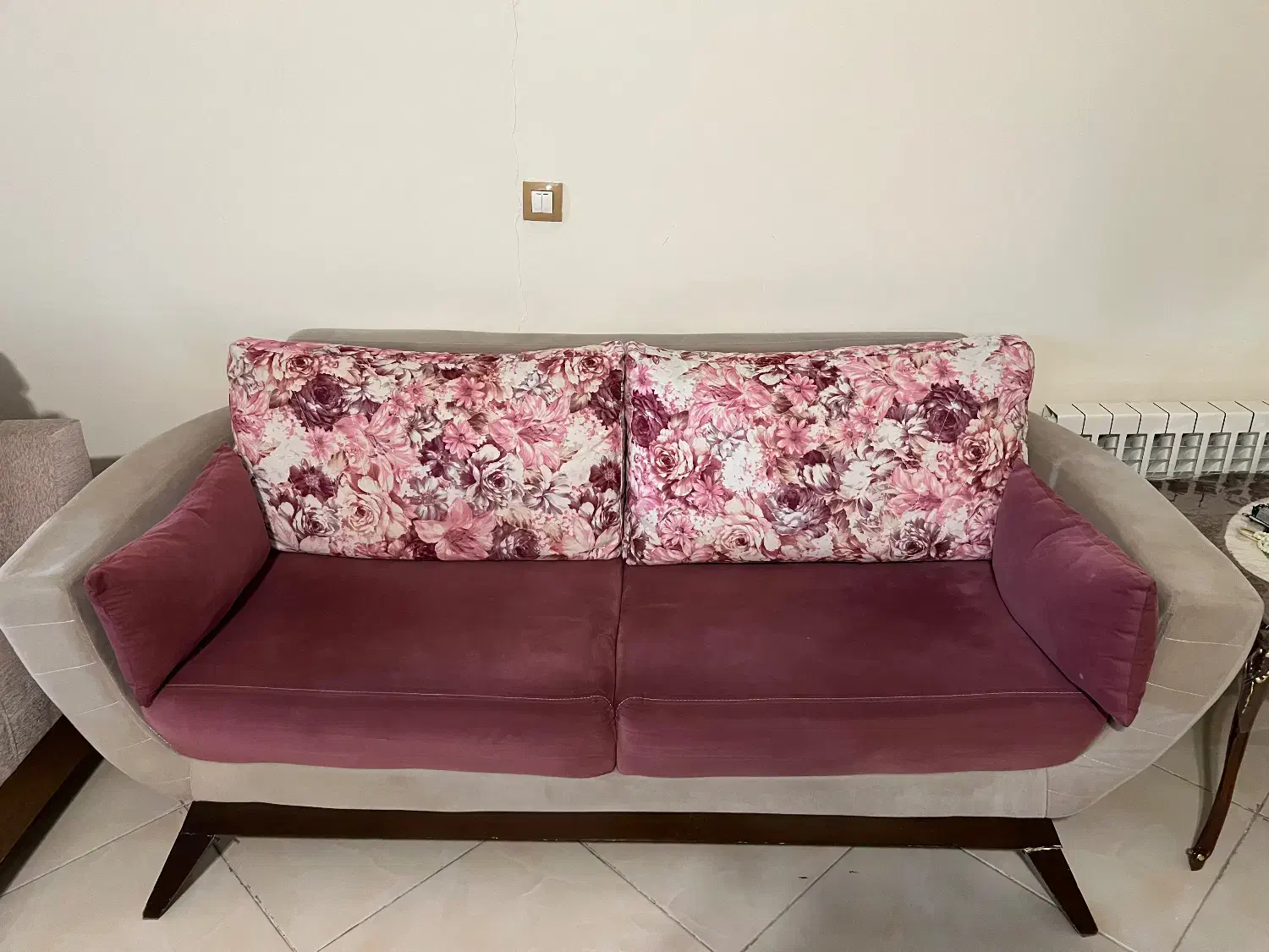 مبلمان|مبلمان خانگی و میز عسلی|رودهن, |دیوار