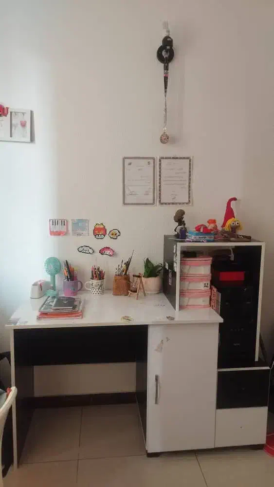 میز تحریر|میز تحریر و کامپیوتر|کیش, |دیوار