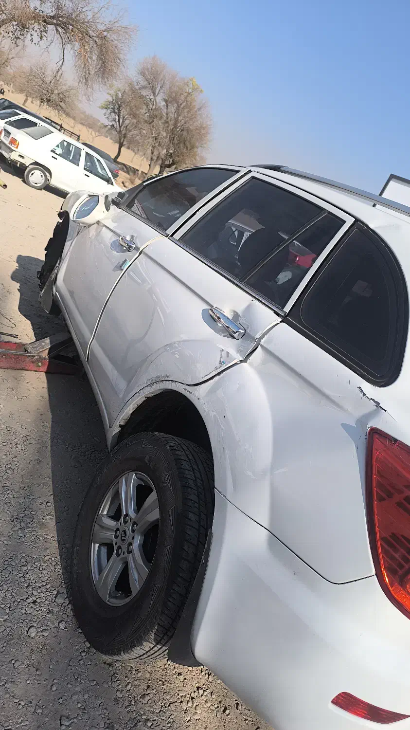 لیفان ایکس شصت تصادفی|خودرو سواری و وانت|قزوین, |دیوار