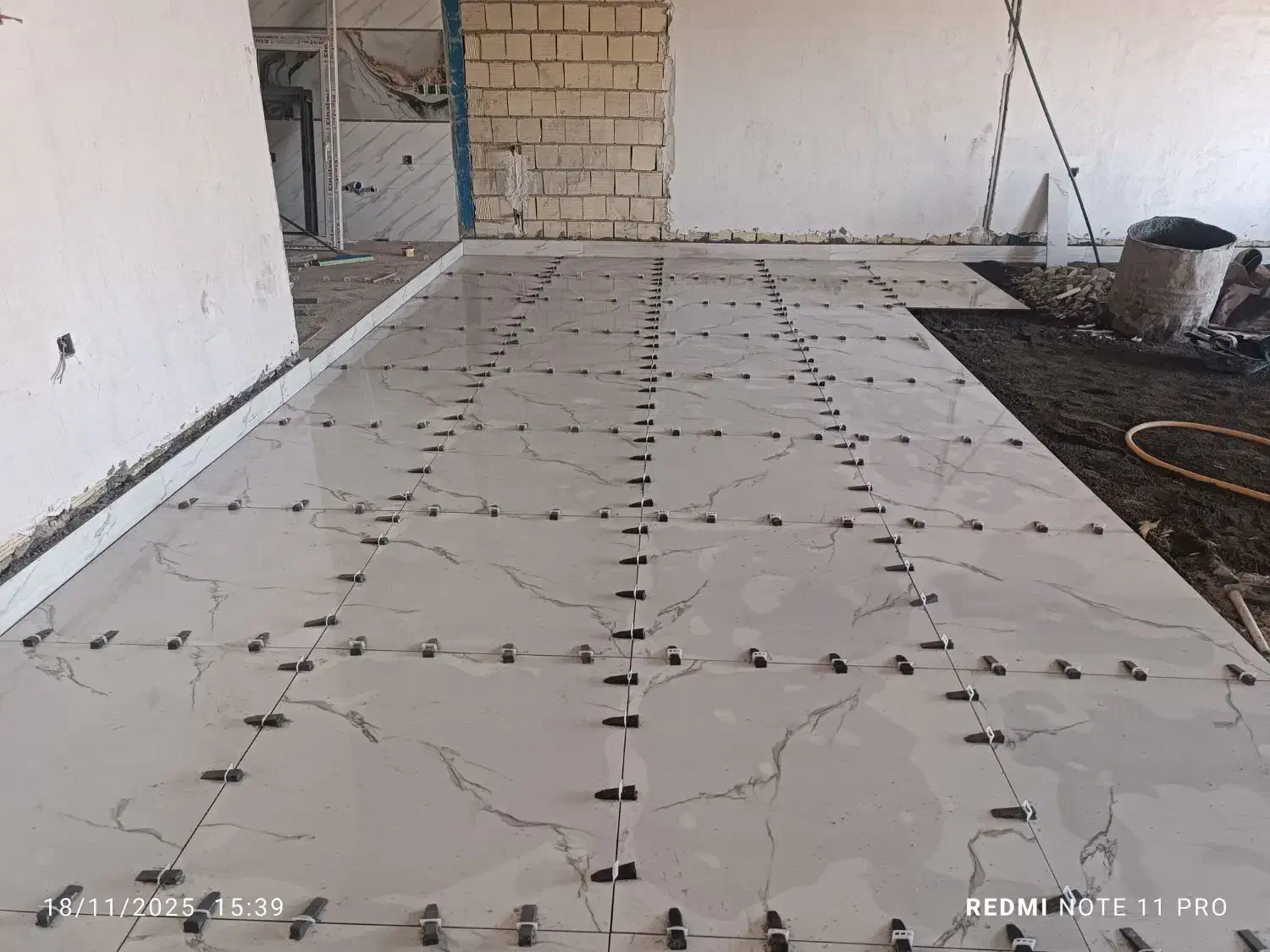 کاشی کاری و نمای ساختمان|خدمات پیشه و مهارت|کبودرآهنگ, |دیوار