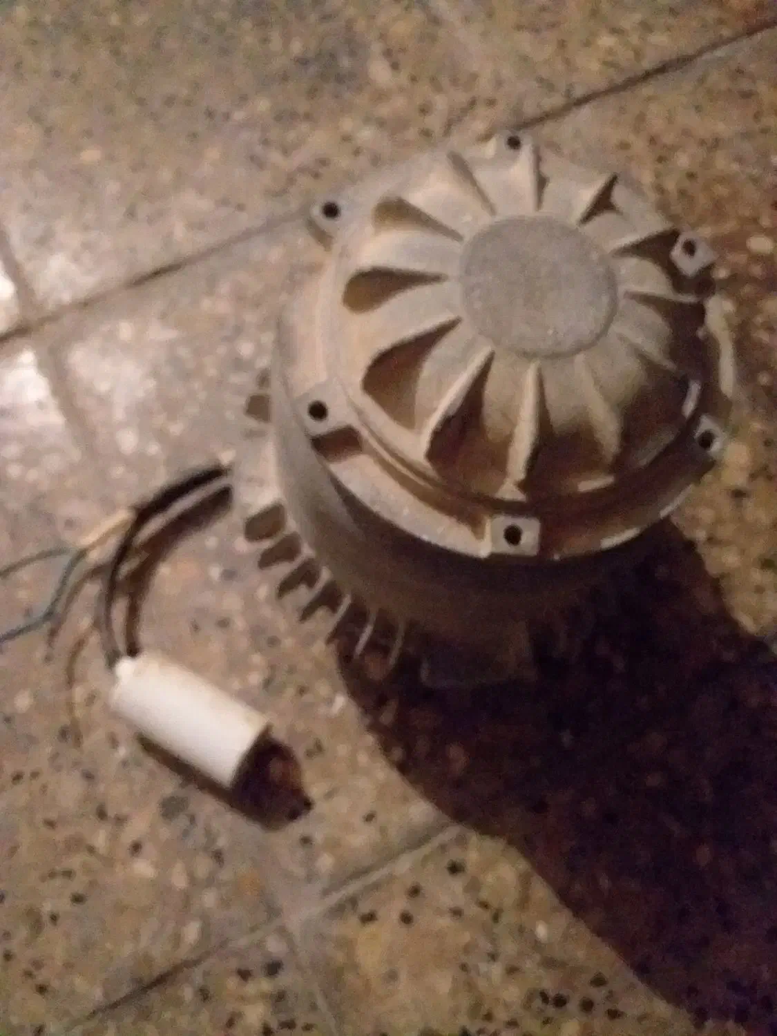 موتور هواکش بزرگ|پنکه و تصفیهکنندهٔ هوا|رامهرمز, |دیوار