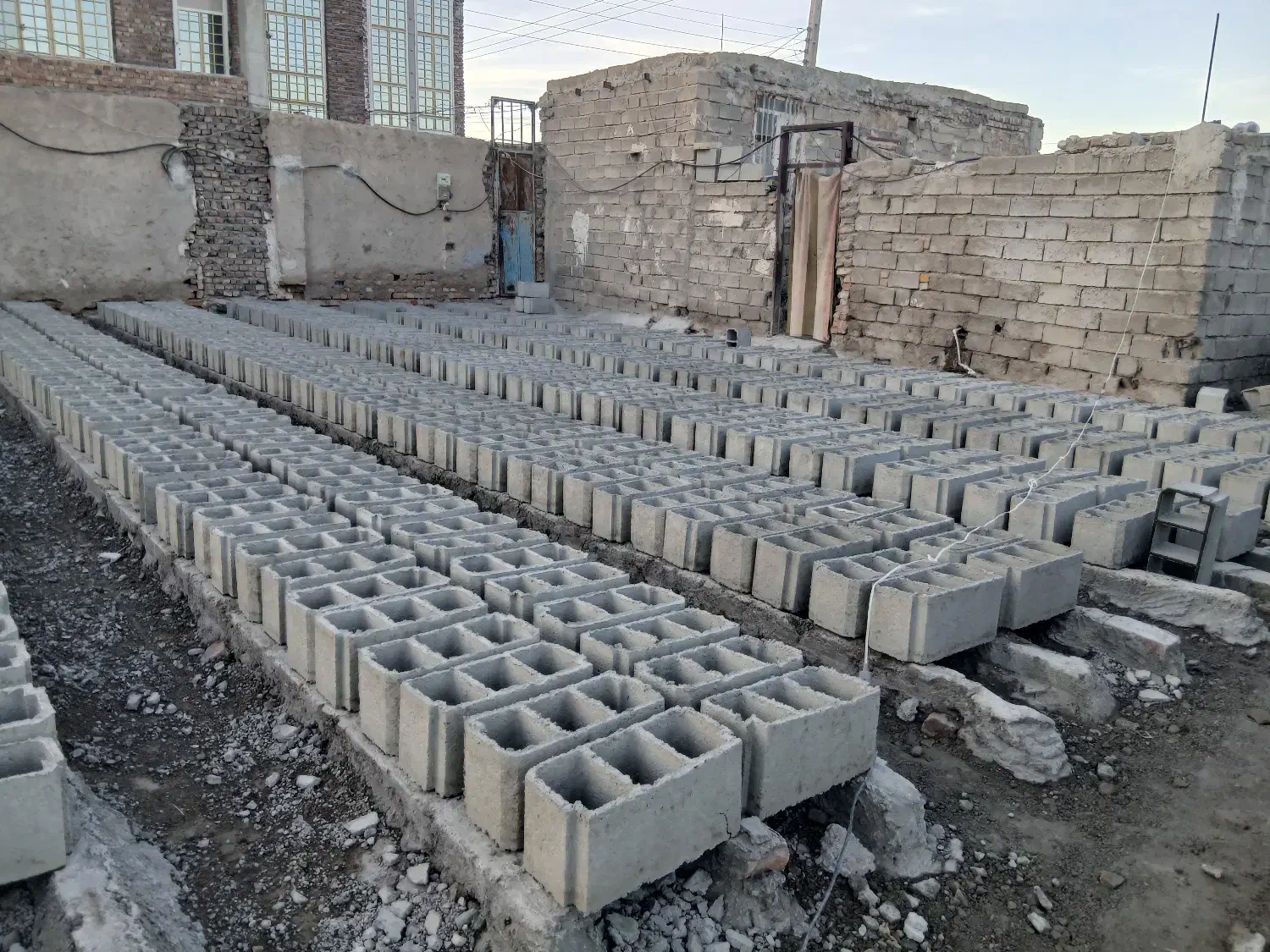 بلوک سقفی ودیواری ته بسته وقفلی|مصالح و تجهیزات ساختمان|خاش, |دیوار